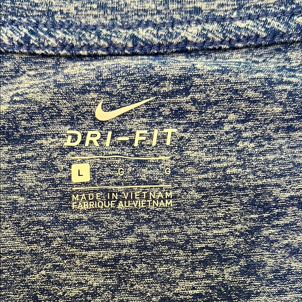 Nike Women's Heathered Blue Short Sleeve Tee Size Large Dri-Fit - Picture 5 of 7